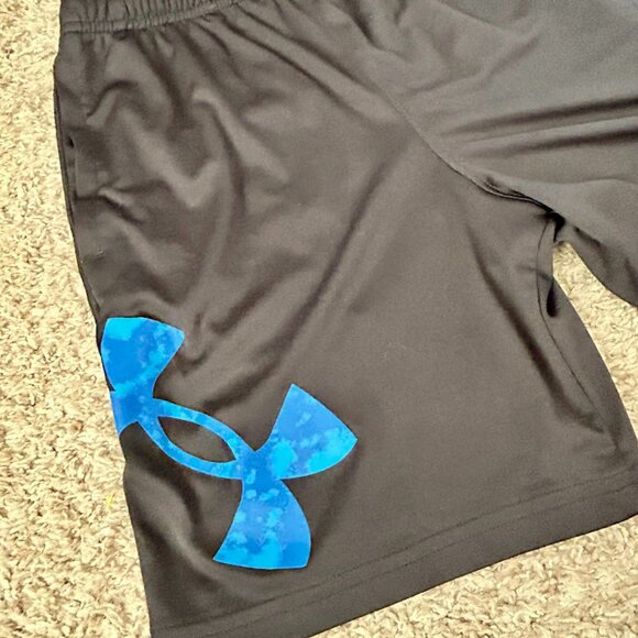 Boys’ Nike, Under Armour & Athletex Athletic Bundle | Size Large - Picture 4 of 9